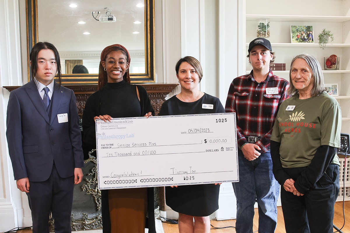 Wash U Giving Ceremony