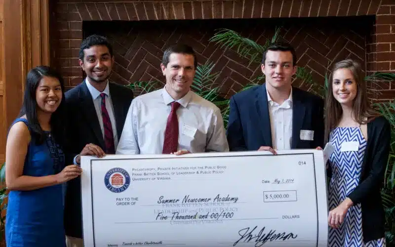 Batten_Philanthropy_Class_22_HRBC-Summer-Newcomer-Academy-UVA-800x500.jpg